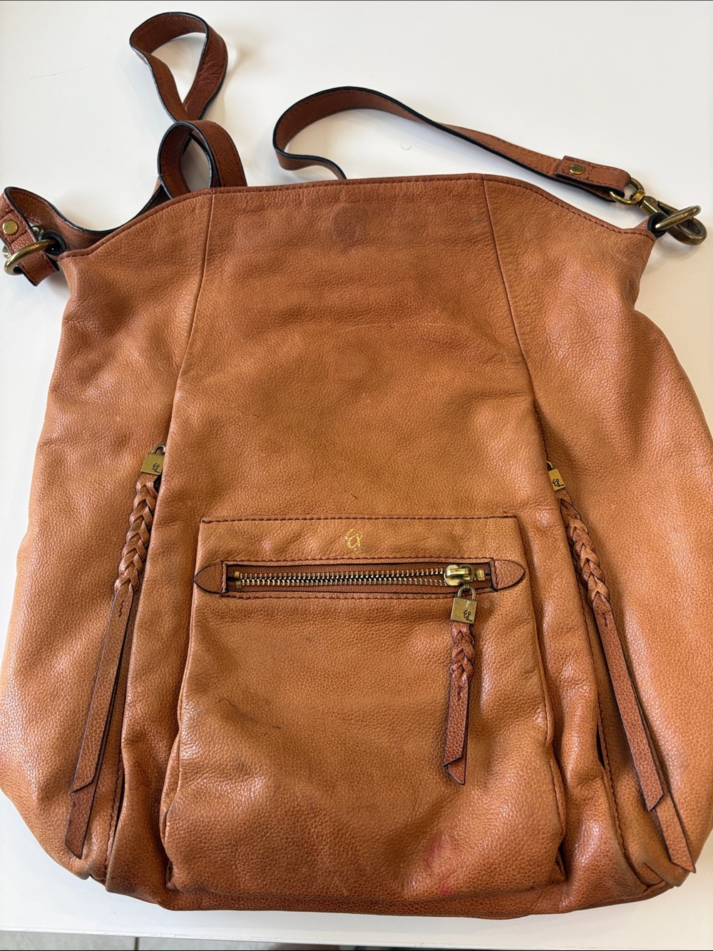 Elliott Lucca Women's hobo Shoulder Bag in Tan Leather